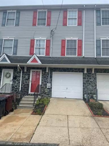 Main picture of 1505 W 5th St