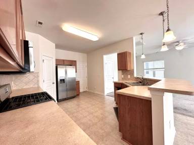 Main picture of 6524 Portland Rose Ln