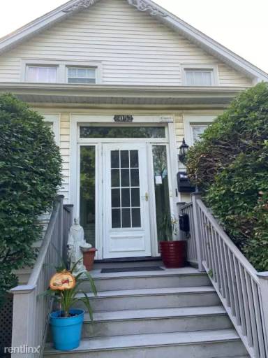 Main picture of 8052 Elmwood Ave