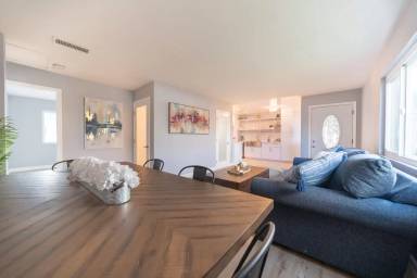 Main picture of 397 La Perle Ln