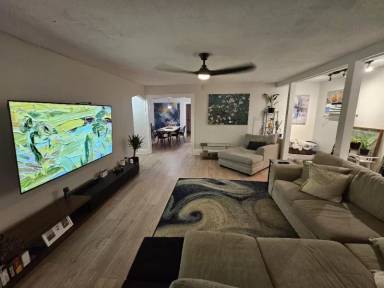 Main picture of 66 Benwood Ave