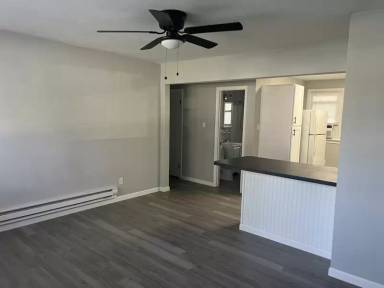 Main picture of 1422 Willow Ave