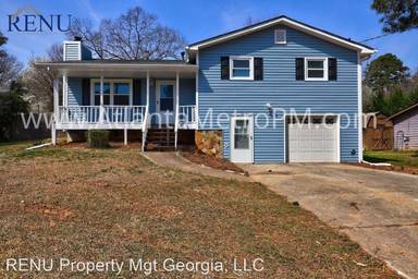 Main picture of 207 Village Way