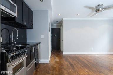 Main picture of 343 E 8th St