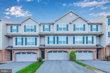 Main picture of 6 Jay Cir