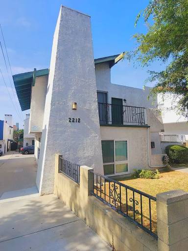 Main picture of 2212 Grant Ave