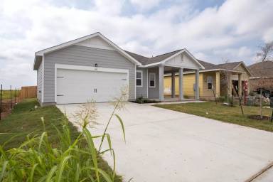 Main picture of 391 Wren Ln