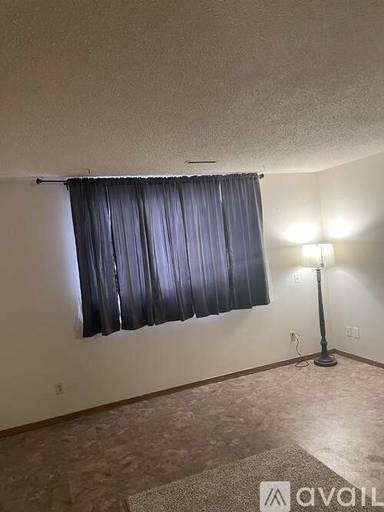 Main picture of 938 Boston Way