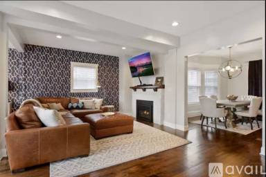 Main picture of 175 Fairview Ave N