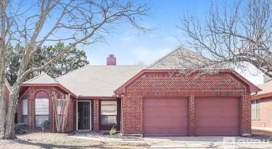 Main picture of 6947 Cedar Knoll Dr