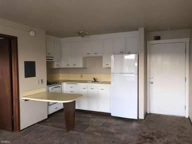 Main picture of 947 N 89th St