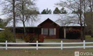 Main picture of 344 Railroad Ave