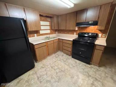 Main picture of 2575 S Seybert Dr