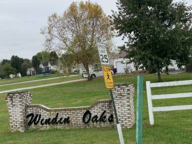 Main picture of 51 Winding Oaks