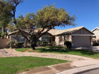 Main picture of 624 S Sunset Ct