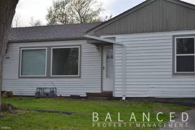 Main picture of 2813 SE Minnesota Ave