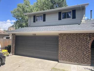Main picture of 938 Mercury Cir