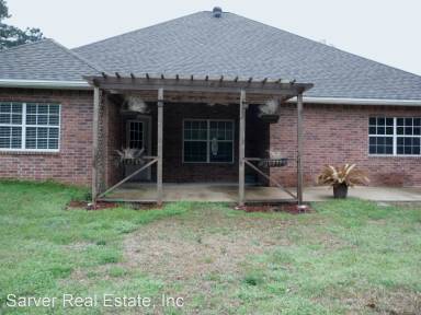 Main picture of 226 S Planer Mill Rd