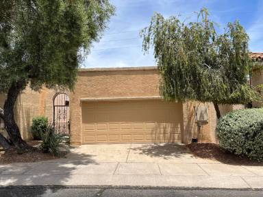 Main picture of 9765 E 1st St