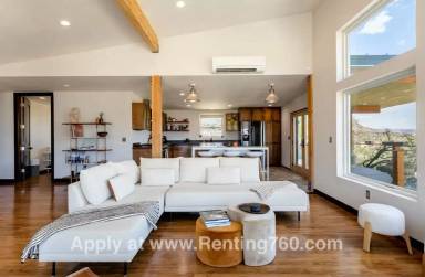 Main picture of 8629 Willow Ln