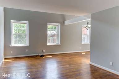 Main picture of 3760 39th St NW