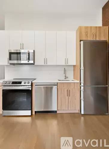 Main picture of 118 E 27th St