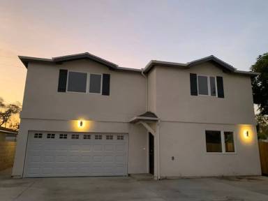 Main picture of 6913 Vinevale Ave