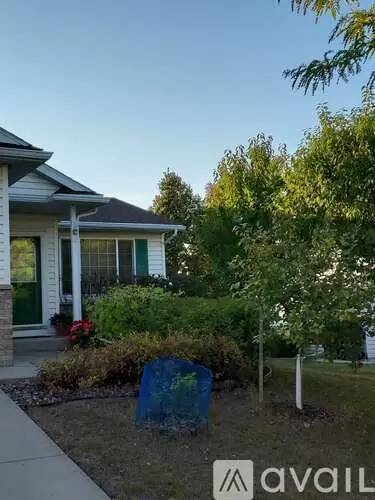 Main picture of 5233 King Arthur Dr NW