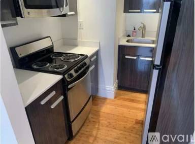Main picture of 254 Newbury St