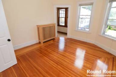 Main picture of 100 Etna St