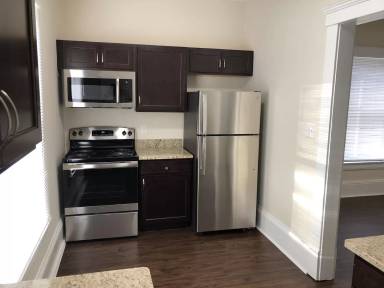 Main picture of 281 S Court St