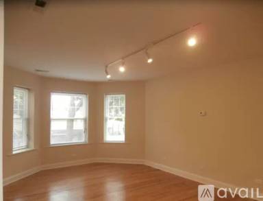 Main picture of 2508 W North Shore Ave
