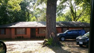 Main picture of 2411 Pearl St