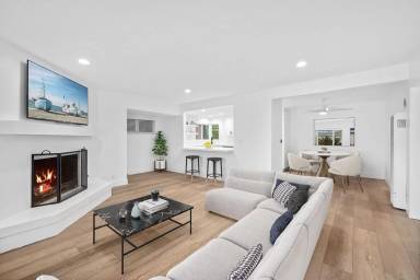 Main picture of 530 Irvine Ave