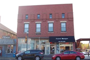 Main picture of 219 Center St