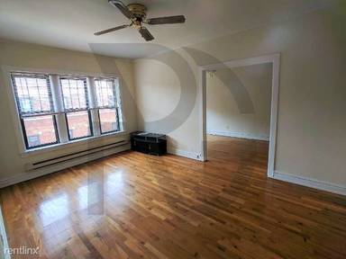 Main picture of 620-30 W Cornelia Ave