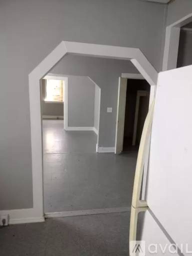 Main picture of 2604 3rd Ave