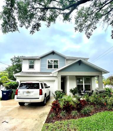 Main picture of 4101 W North a St