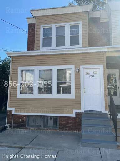 Main picture of 208 Cedar Ave