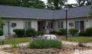 Main picture of 98 N Lester St