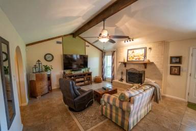 Main picture of 301 Antietam Dr