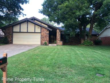 Main picture of 8315 S Pittsburg Ave
