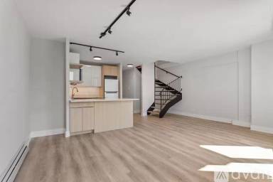 Main picture of Duplex Tower