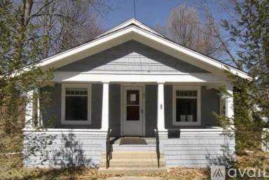 Main picture of 182 W 1st Ave
