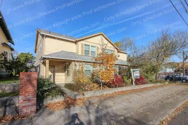 Main picture of 3507 NE 7th Ave