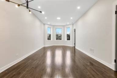 Main picture of 1707 N Harding Ave