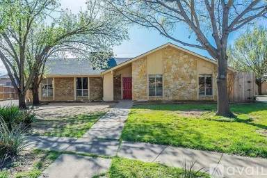 Main picture of 2608 Twinpost Ct