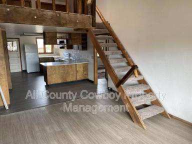 Main picture of 4631 Oriole Ln