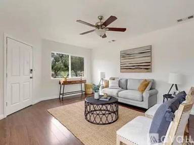Main picture of 2700 De Forest Ave