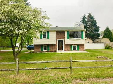 Main picture of 110 Burns Crossing Rd